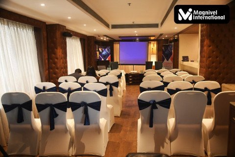 AI Visionaries Summit 2025 - Conference Room